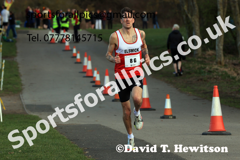Senior Mens 2026 NECAA Royal Signals Road Relays, Hetton Lyons Country Park, Hetton le Hole. Photo: David T. Hewitson/Sports for All Pics